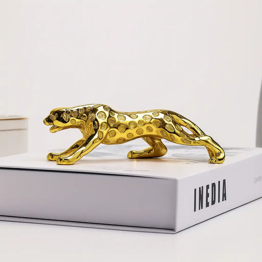 Javari – Arte Animal com Traço Dourado
